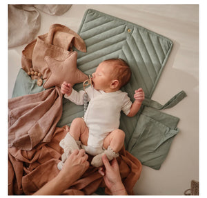 Mushie Portable Changing Mat - Roman Green